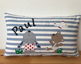 Kinder Kissen mit Wunsch Namen, Kuschelkissen, blau/weiß 30x50cm. Hase & Bär