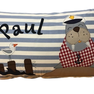 Cuscino per bambini con il nome desiderato, morbido cuscino 30 x 50 cm. Sigillo, blu/bianco