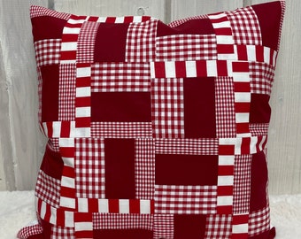 Patchwork Kissenhülle, Landhausstil Kissenbezug rot/weiß 40x40cm.