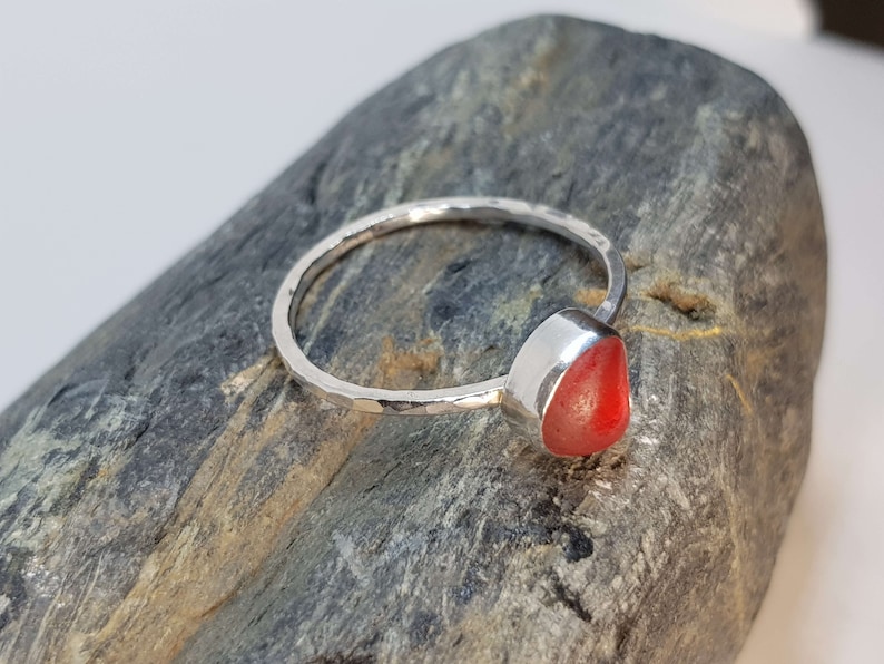 Handmade in Cornwall Size UK Y Fully Hallmarked Sterling Silver Cornish Jewellery Orange Sea Glass Ring
