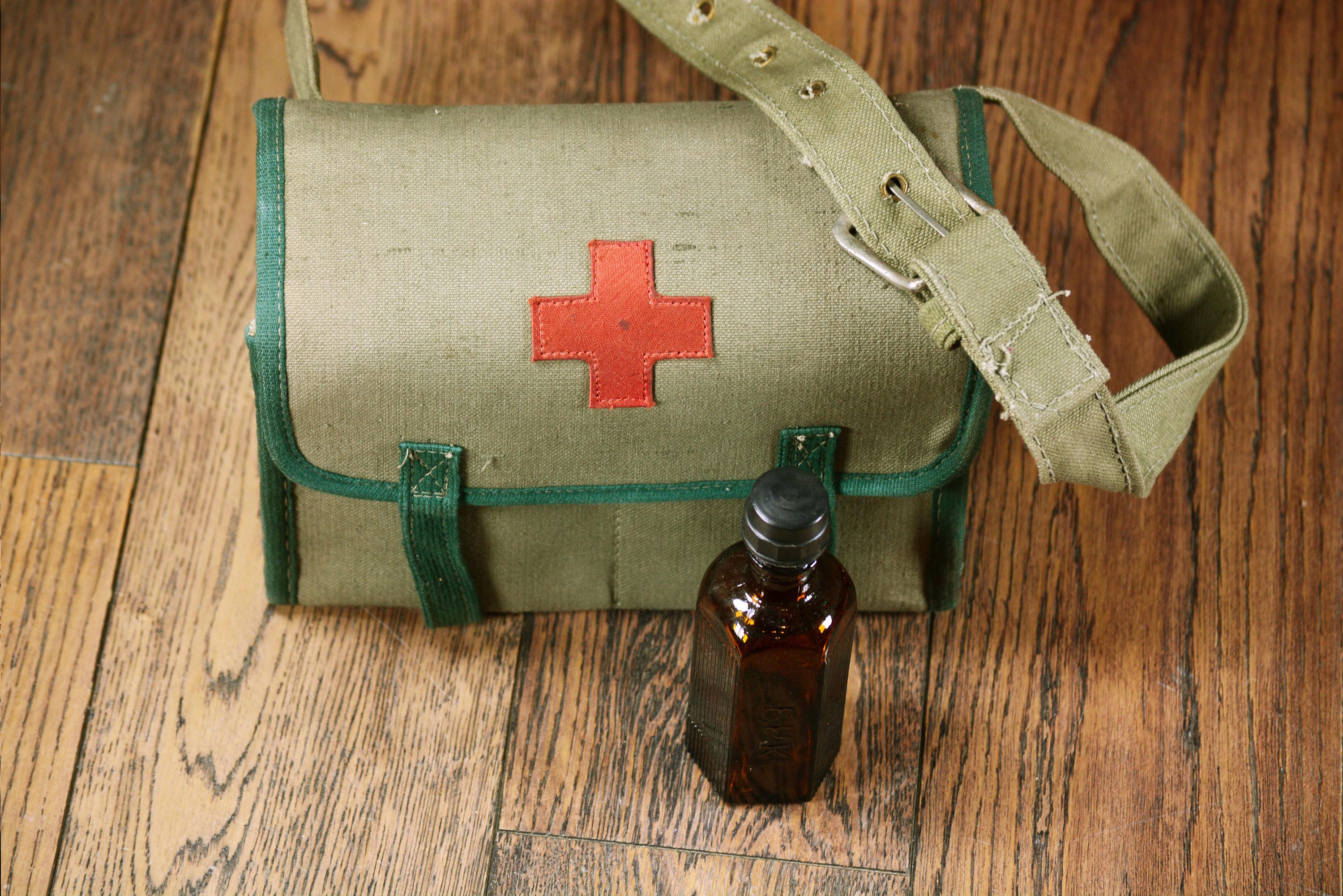 Vintage Military Medical Bag,green Canvas Medical Bag,waist Medical Bag