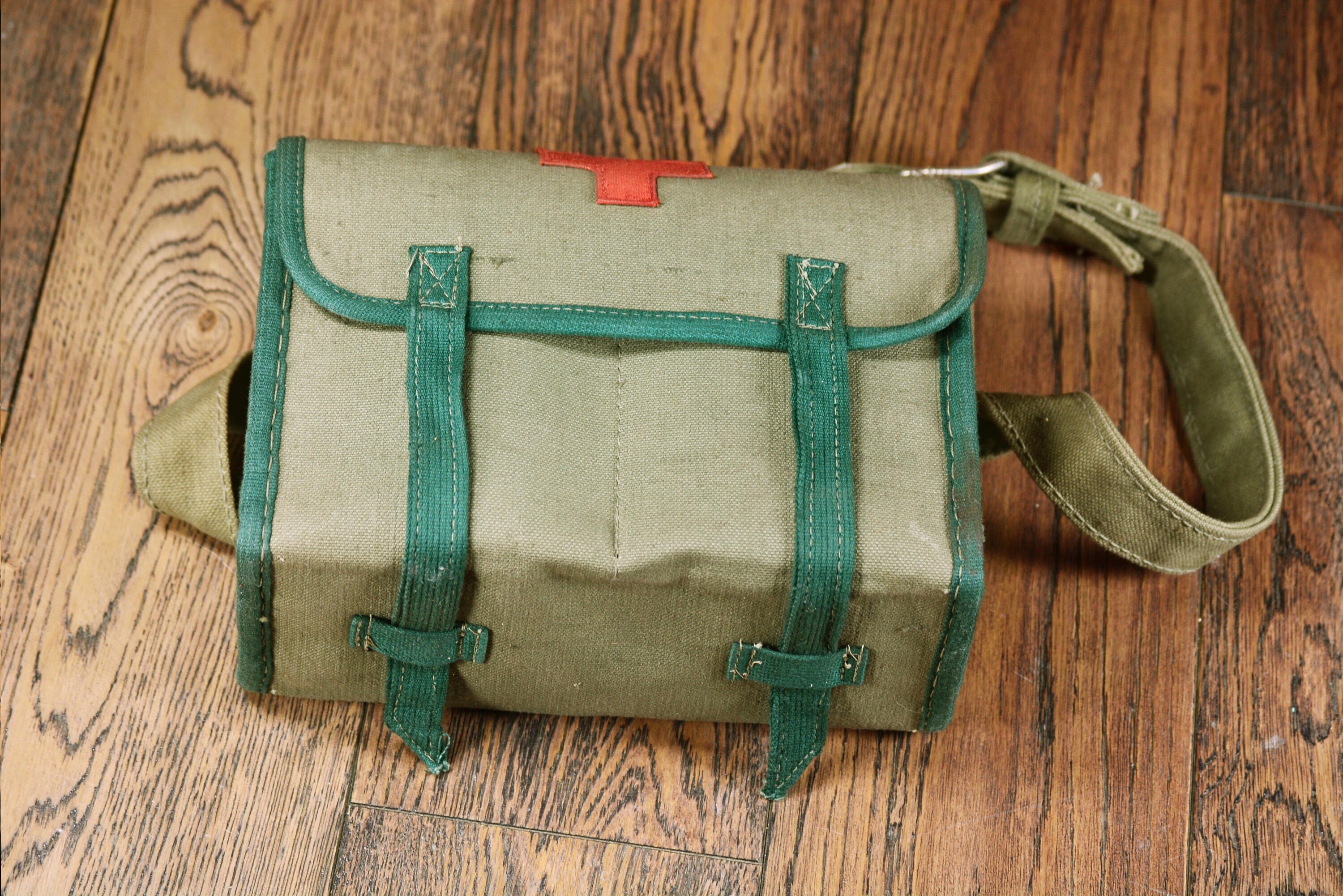 Vintage Military Medical Bag,green Canvas Medical Bag,waist Medical Bag