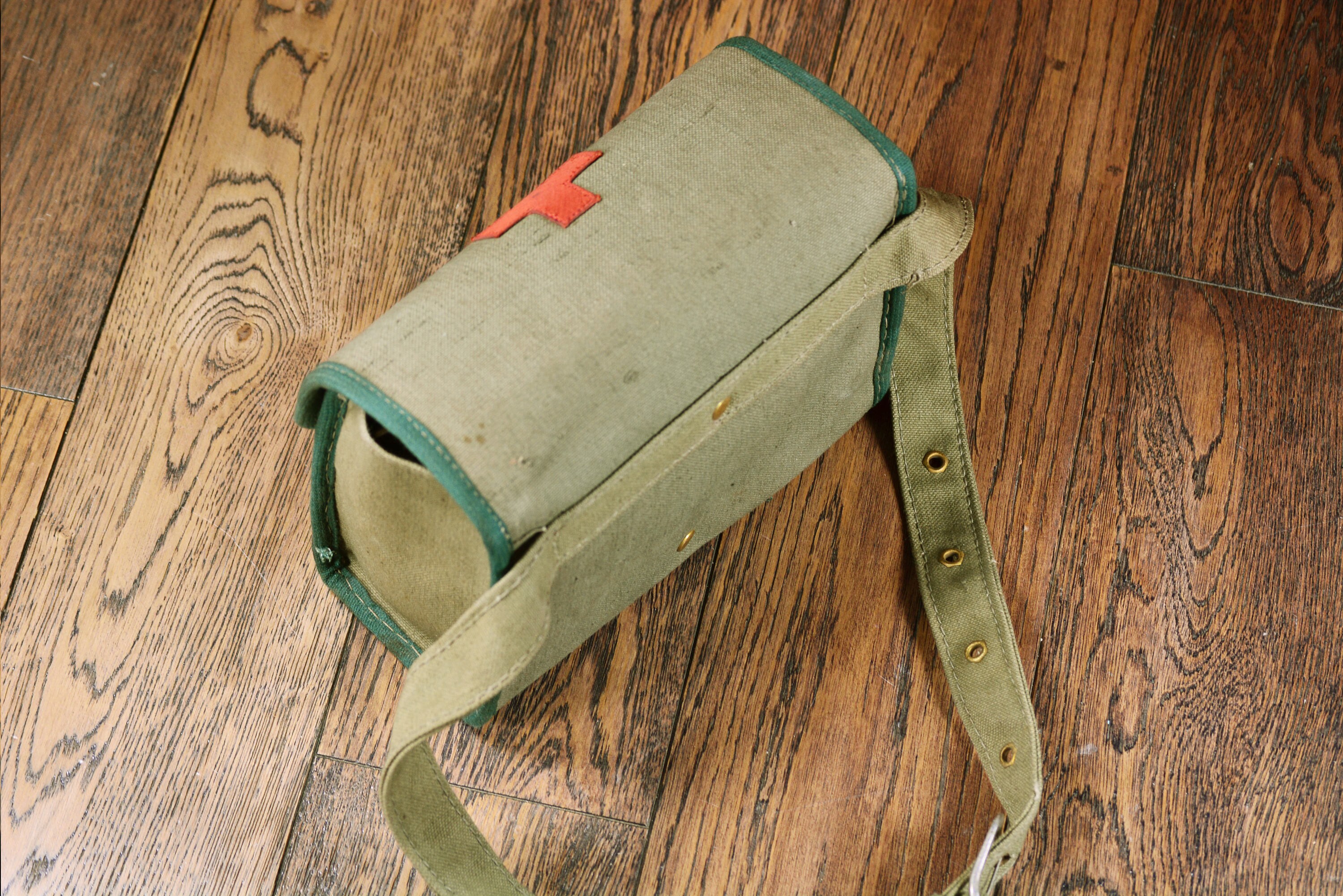 Vintage Military Medical Bag,green Canvas Medical Bag,waist Medical Bag