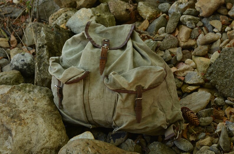 Vintage Green Canvas Backpack,Military Bag,Military Backpack,Canvas Rucksack,Large Unisex Canvas Bag,Retro Canvas Backpack,Large Canvas Bag