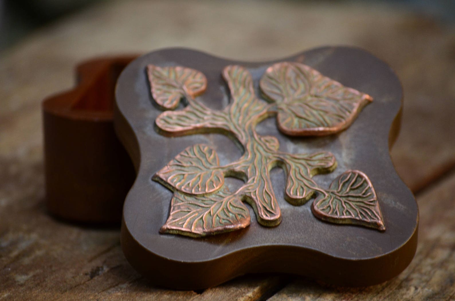 Vintage Bakelite Jewelry Box Copper Leaves Decoratedold Etsy