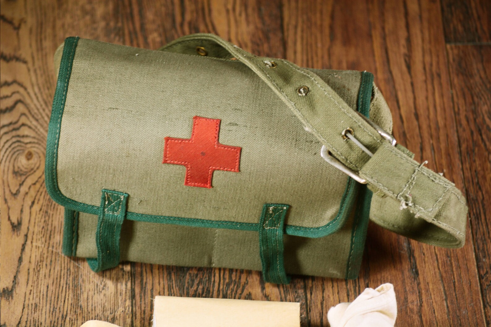 Vintage Military Medical Bag,green Canvas Medical Bag,waist Medical Bag