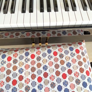 Lanterns - Piano bench cover