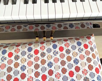 Lanterns - Piano bench cover