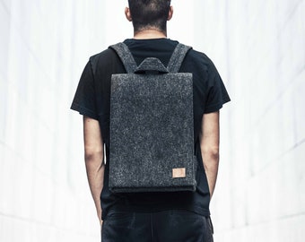 Backpack /  Unisex bag / Minimal design / Laptop Bag / 17 inch bag / Felt Bag / Rucksack/ Handmade