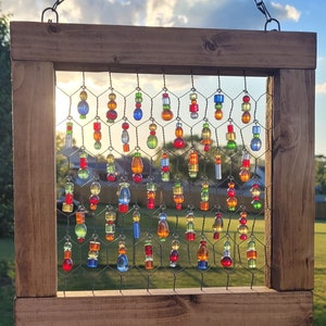 Suncatcher, Chicken Wire Suncatcher, Beaded Suncatcher, Outdoor Decor, Outdoor Suncatcher, Kitchen Decor, Chicken Wire Decor