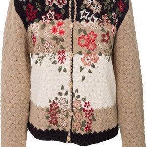 Landhaus Embroidered Vintage Sweater-Bust 46