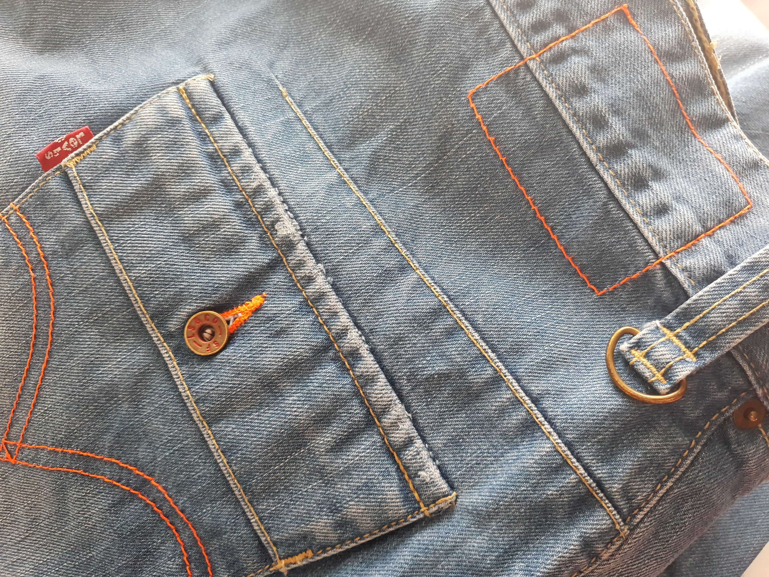 Vintage Levis 101 Jeans Blue Denim Men Women Size W31 L32