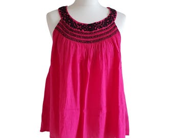 Vintage Besticktes Boho Top: Fuchsia Pinke Baumwolle Tunika (Größe S/M)