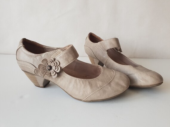 Caravelle mary on sale jane shoes