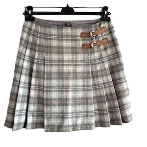 Gray Tartan Skirt , Grunge Punk Rock Women Skirt , Pleats Plies Checkered Mini Skirt Size USA 8 / UK 12 / EU 42 / L