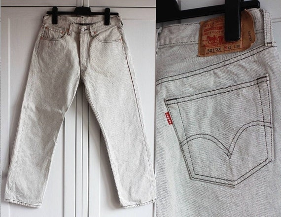 levi's gray jeans