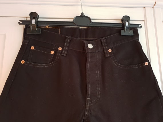 Levis 555 High Waist Jeans Shorts Black Denim Vin… - image 4