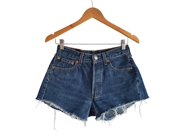 Pantalones cortos Levi's 701 para estudiantes de los años 90 / Pantalones cortos vaqueros Levi's de mezclilla azul, talla W28, fabricados en EE. UU.