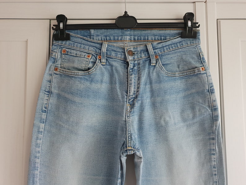 Levis 584 Jeans Vintage Light Blue Denim Bell Bottom Jeans Women Men Size 31 32 x 34 W31 W32 L34 image 4