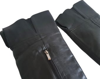 Vintage Black Leather Boots by Davos Gomma / Heels Boots