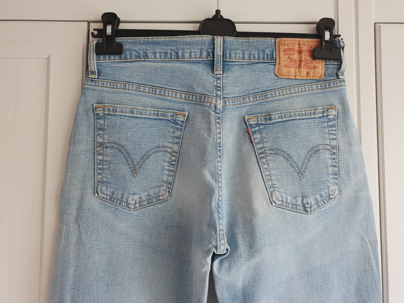 Levis 584 Jeans Vintage Light Blue Denim Bell Bottom Jeans Women Men Size 31 32 x 34 W31 W32 L34 image 5