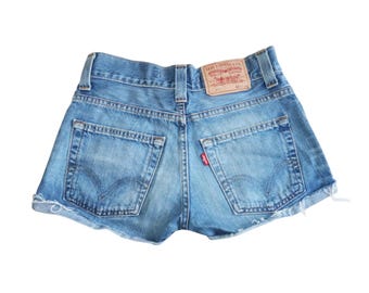 Vintage Levi's 511 Denim Shorts: Women's Size W29, Grunge Style
