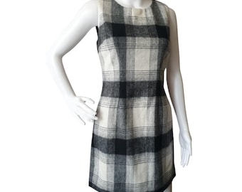 Vintage Wool Plaid Dress: Sleeveless Tartan Checkered Dress (Size S/M)