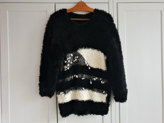 Vintage 80s Hand Knit Sweater Pullover Black Whit… - image 7