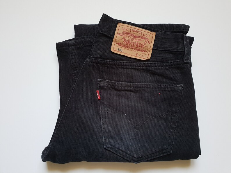 w30 levis size