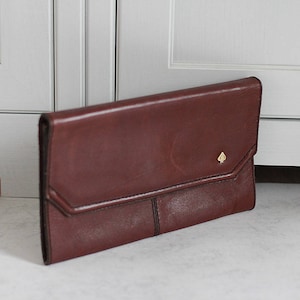 70er Clutch Ledertasche Bordeaux rot Echtleder Gold Metall Vintage Damen Retro Tasche