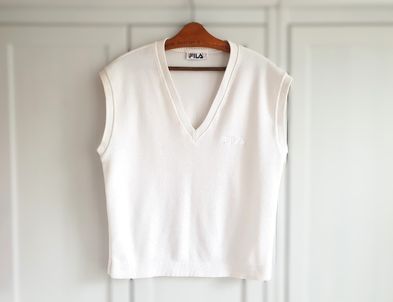 90s  Fila Fleece Vest White Top Sleeveles  Size D… - image 1