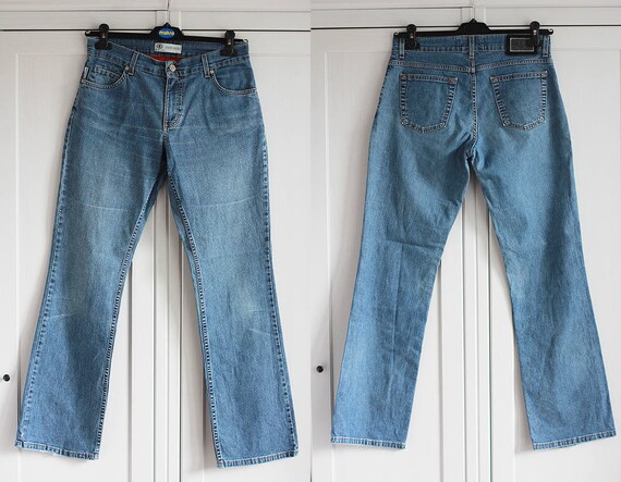 32 inch in cm jeans