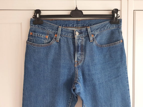 Vintage Levis 501 CT Jeans Blue Denim Mid Rise Bo… - image 4