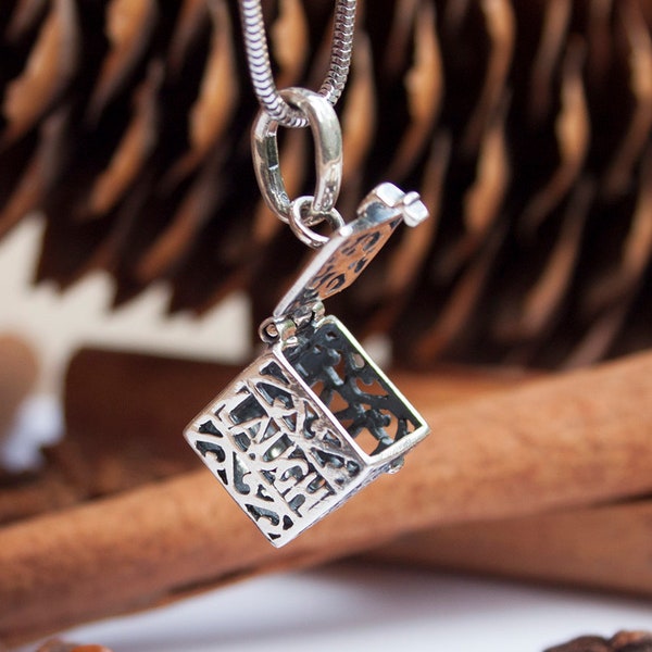 Aroma pendant clearance