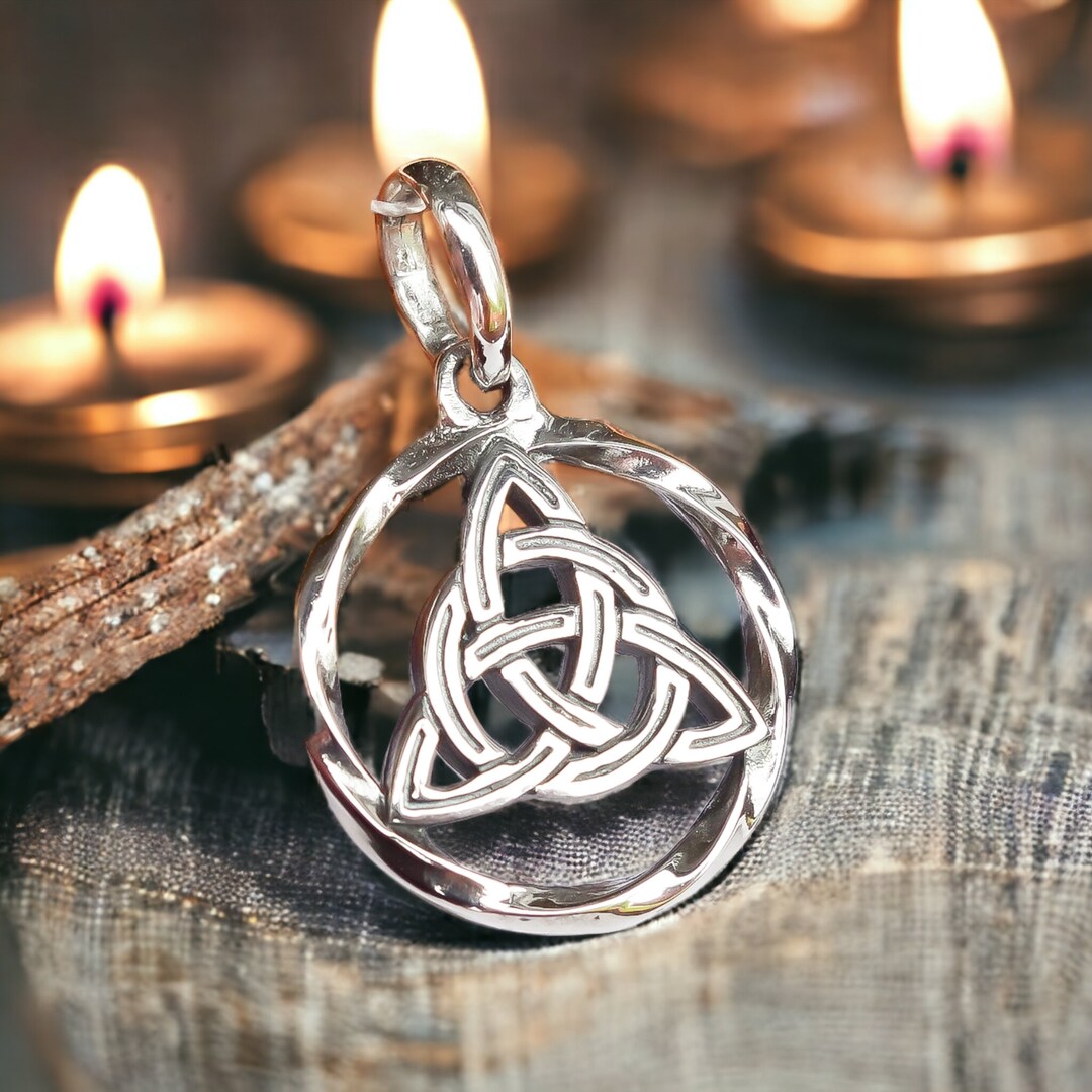 Triquetra Necklace 925 Sterling Silver - Trinity Celtic Knot Pendant ...