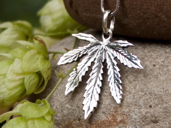 Large Marijuana leaf necklace - 925 Sterling Silver - Pot leaf Cannabiss leaf  Pendant - Weed jewelry Ganja Happy Hippie gifts for Men Women