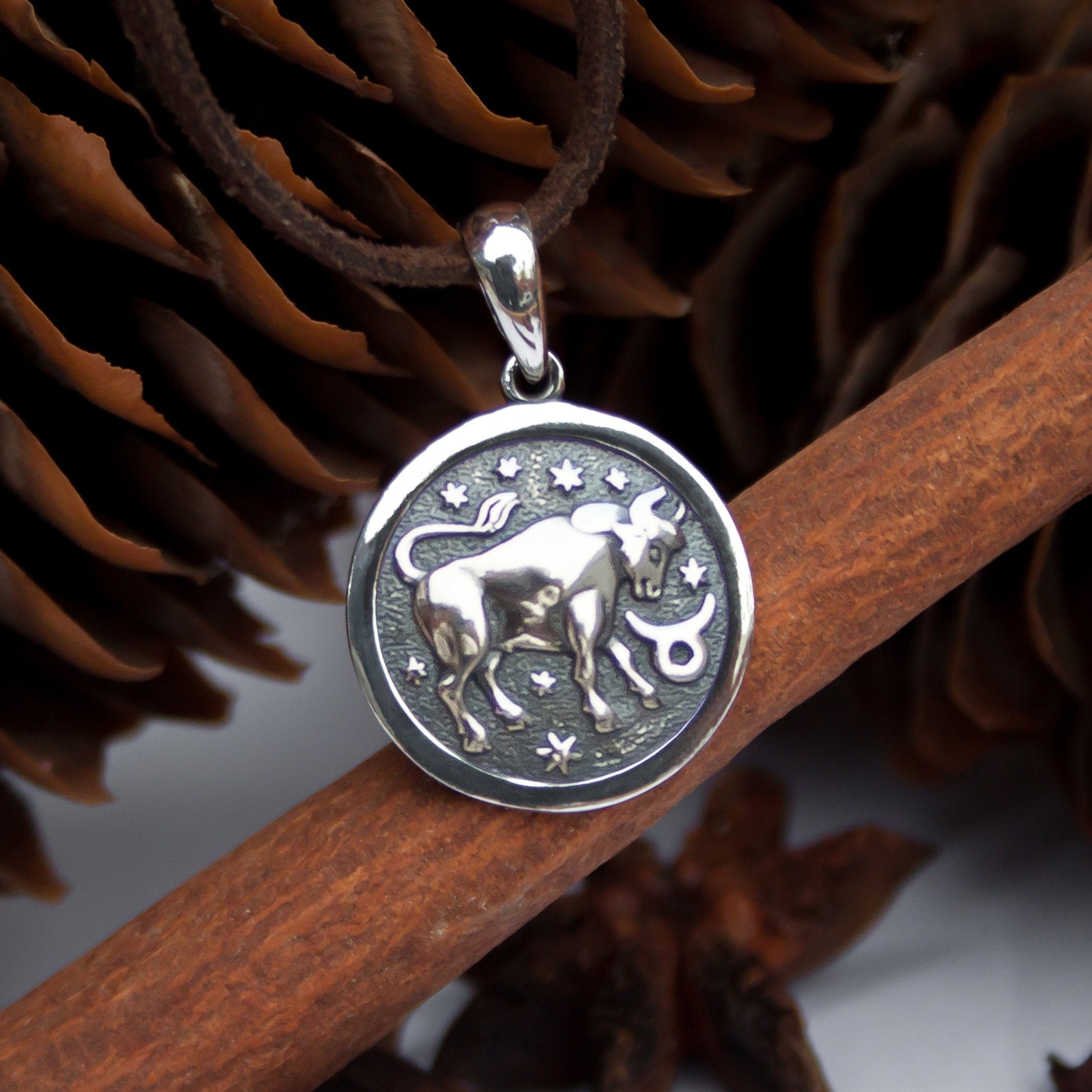 Zodiac Necklace - Taurus
