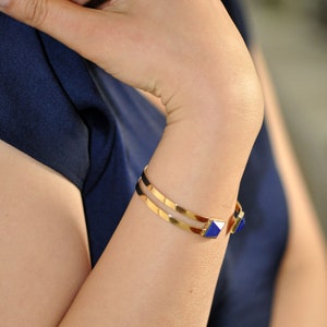 Lapis lazuli Gold Plated Brass Cuff, Lapis lazuli bracelet gold plated brass, Light chic cuff with natural stone image 2