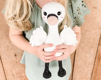 Crochet Swan Pattern - Instant Download - Amigurumi Pattern