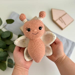 Crochet Butterfly Pattern - Instant Download - PDF Pattern - Amigurumi Pattern