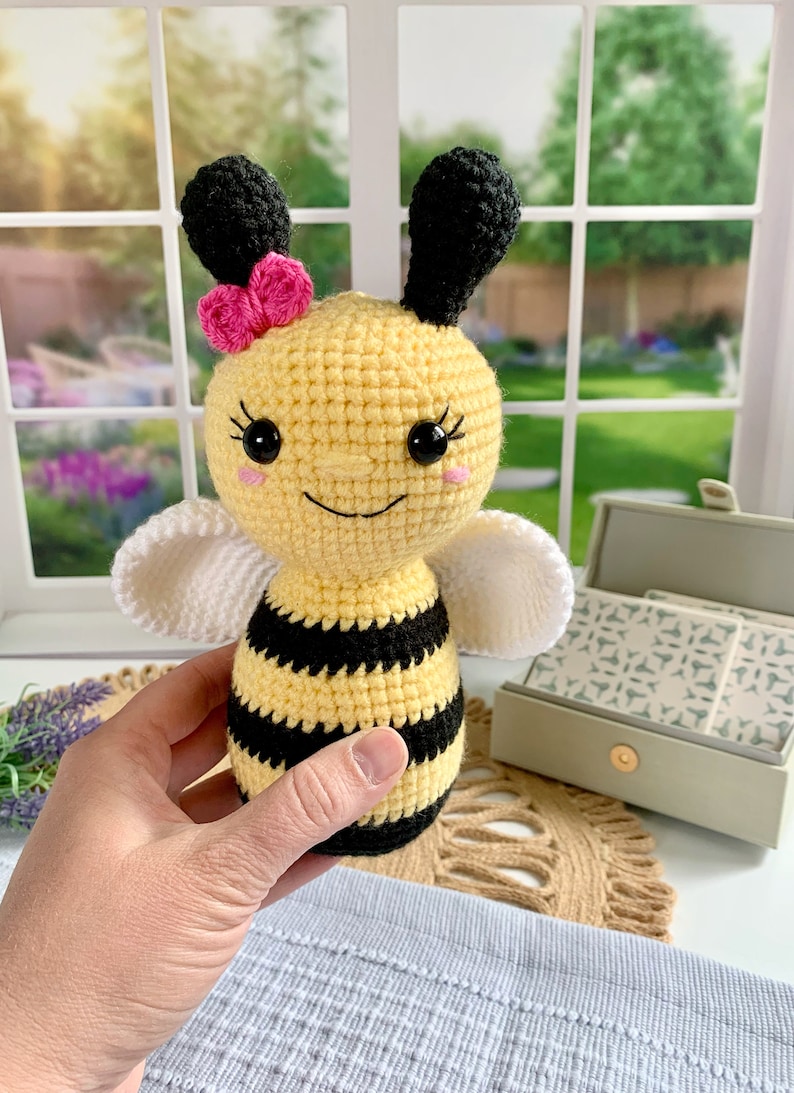Crochet Bee Pattern - Instant Download - PDF Pattern - Amigurumi Bumble Bee Pattern image 4