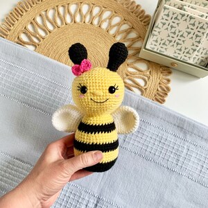Crochet Bee Pattern - Instant Download - PDF Pattern - Amigurumi Bumble Bee Pattern image 2