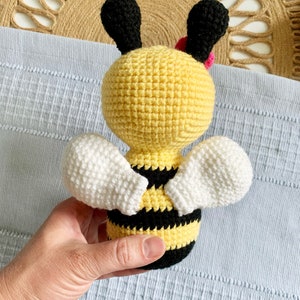 Crochet Bee Pattern - Instant Download - PDF Pattern - Amigurumi Bumble Bee Pattern image 7