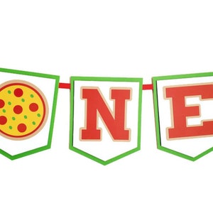 Pizza ONE High Chair Banner, Boy or Girl 1st Birthday Pizza Party Decorations, Pepperoni Pizza Birthday Banner Photo Backdrop