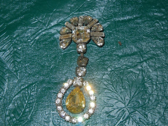 Vintage Pendant with Pear shaped Yellow Stone  3"… - image 1