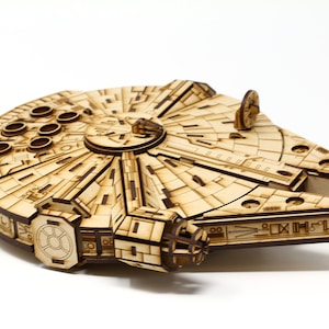 Houten 3D-puzzel | 3D-puzzel M Falcon-ruimteschip | 3 mm mdf-houten bordpuzzel | Zelfmontage: puzzelset van 150 stukjes | Beperkte instructies