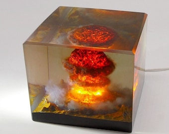 Kunstharz Skulptur Atombombe Atombombe Atombombe Pilzwolke Modell Licht Diorama dekorativ Militär Desktop Kunst für Ihn Geschenk