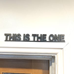 Este es el letrero de marco de puerta de acrílico para la parte superior de la puerta, un gran regalo para los fanáticos de The Stone Roses