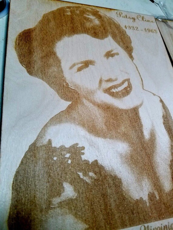 Engraved Patsy Cline RIP Photo on Wood 10/" x 7/" 1932-1963 Winchester Virginia