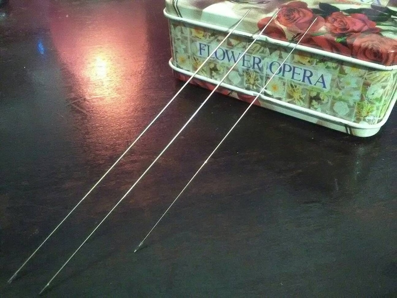 Tatting Needles , Tattin Needle Set of 2 Needles 0.7mm X15cm 1 FREE Needls 0.7mm X 12cm